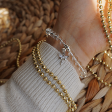 Kép betöltése a galériamegjelenítőbe: "Átalakulás" hegyikristály karkötő