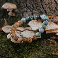 Kép betöltése a galériamegjelenítőbe: "Vissza a gyökereinkhez" fa achát és képjáspis karkötő