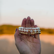 Kép betöltése a galériamegjelenítőbe: "Szabadság" ásványkarkötő szett